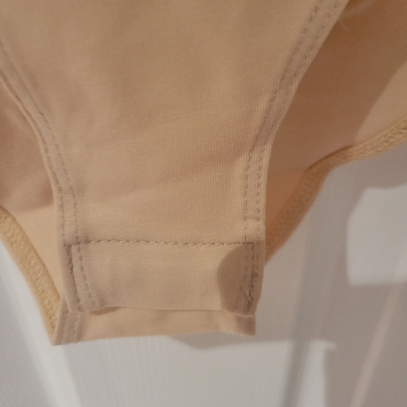 mangopop long sleeve  bodysuit loose fit nude - Picture 7 of 9